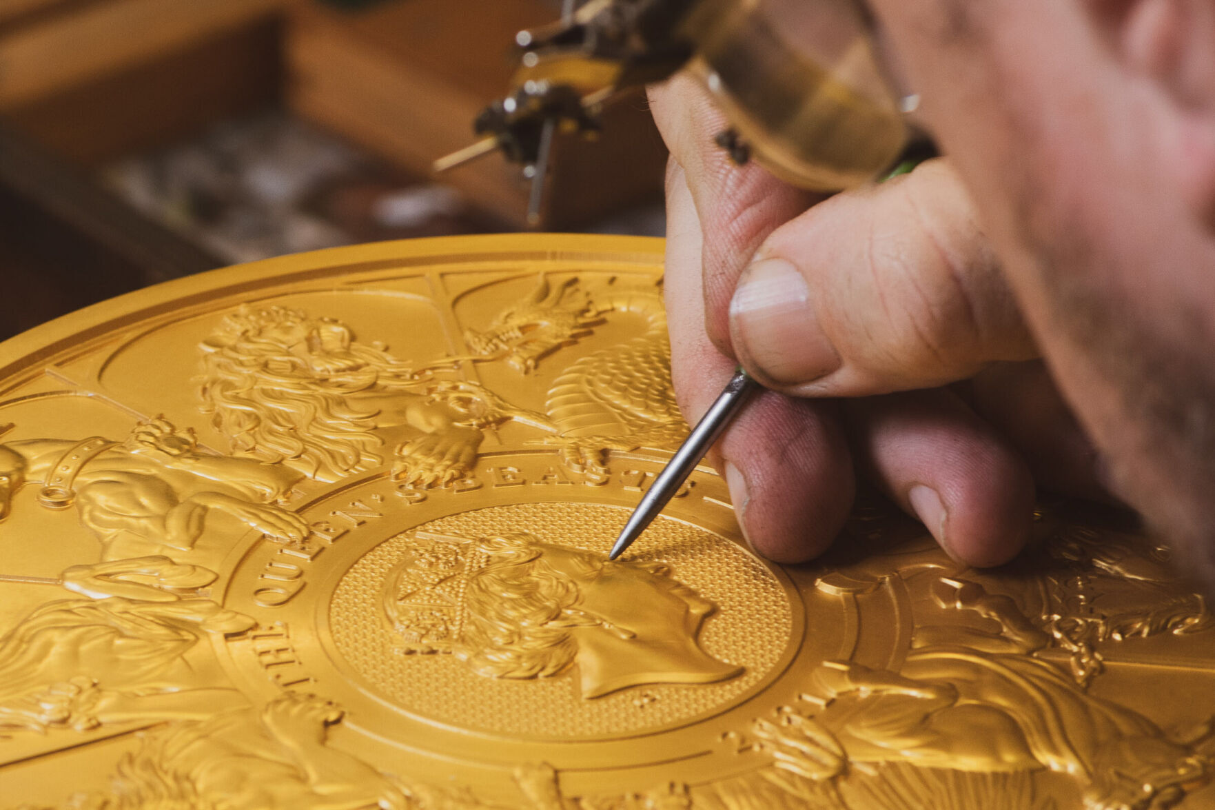 Giant gold coin weighs 22 pounds and took 400 hours to create